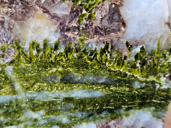 Epidote, Quartz & Axinite EPI77