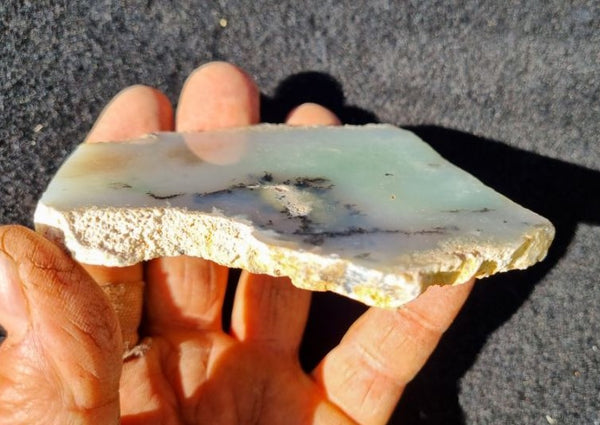 Chalcedony slab PC109