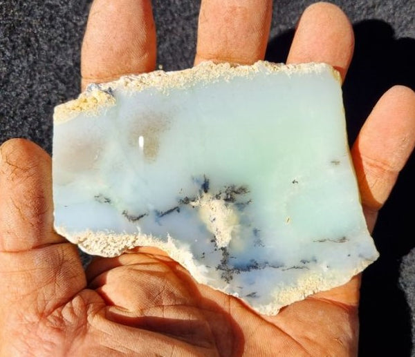 Chalcedony slab PC109