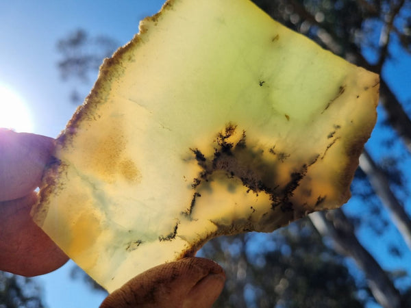 Chalcedony slab PC109