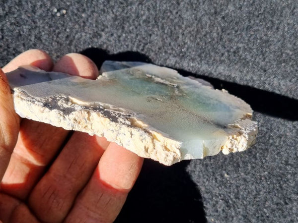 Chalcedony slab PC110