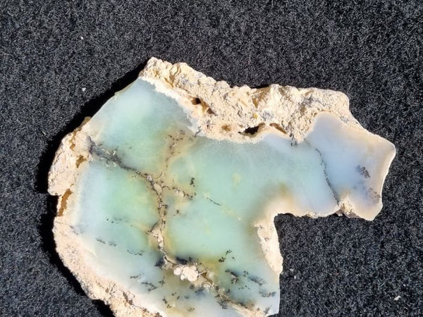 Chalcedony slab PC110