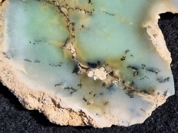 Chalcedony slab PC110