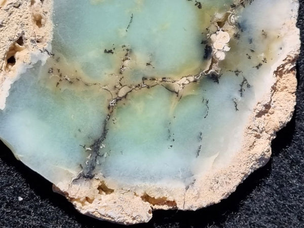 Chalcedony slab PC110