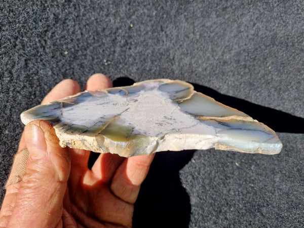 Chalcedony slab PC111