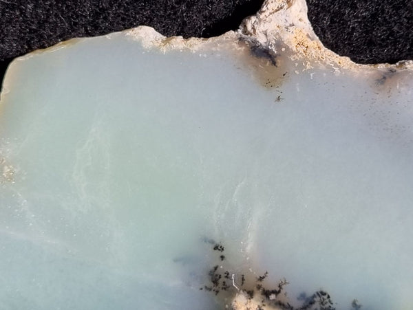 Chalcedony slab PC113