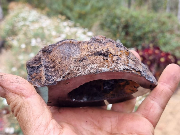 Hematite Geode  HEM116