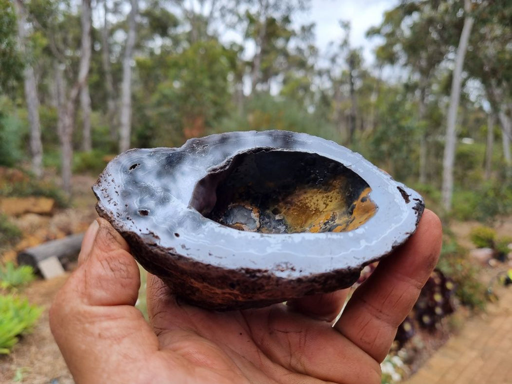 Hematite Geode  HEM116