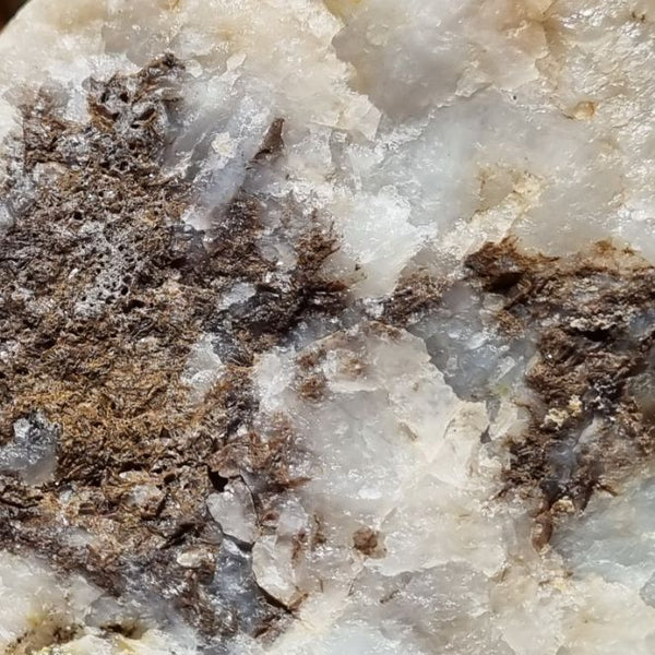 Epidote, Quartz & Axinite EPI65