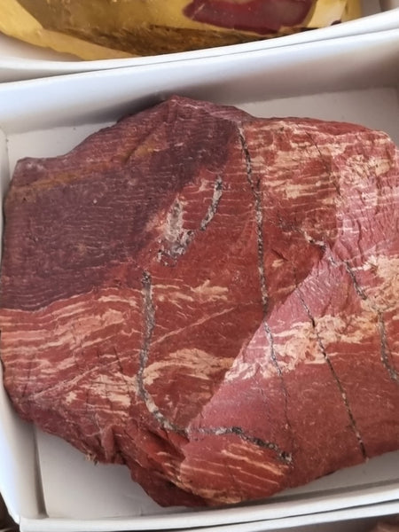 Box of assorted Australian gemstones BOX113