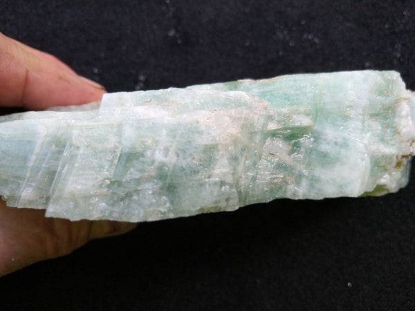 Beryl rough.  BYR 114