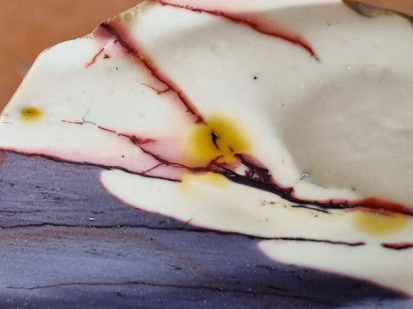 Polished Mookaite slab MK403