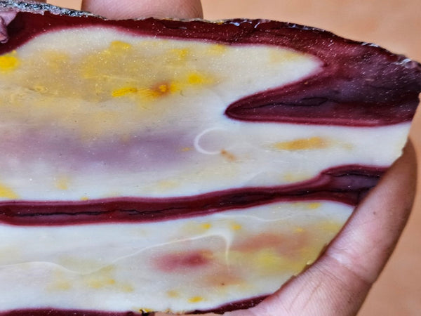 Polished Mookaite slab MK417