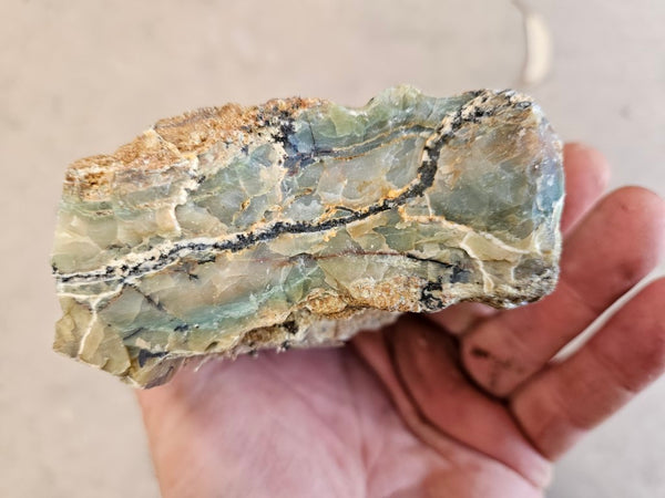 Green Opal  rough.  GOR 124