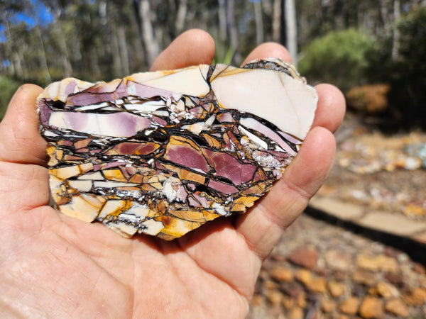 Polished Brecciated Mookaite slab BM304