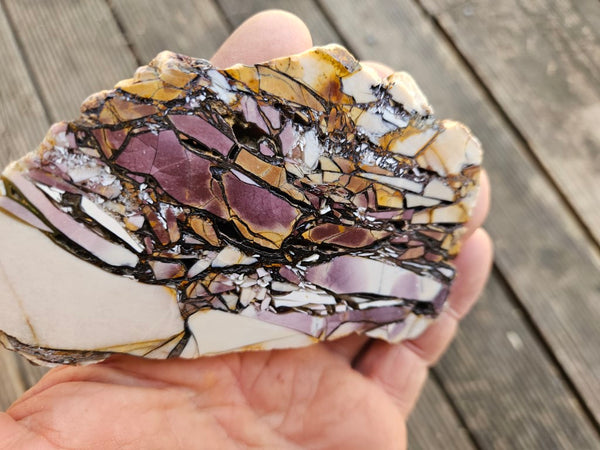 Polished Brecciated Mookaite slab BM304