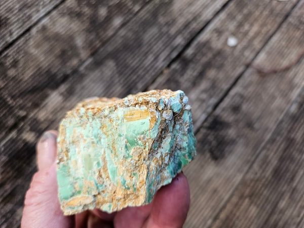 Variscite rough. VR559