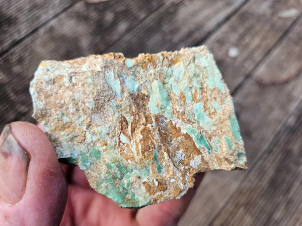 Variscite rough. VR559