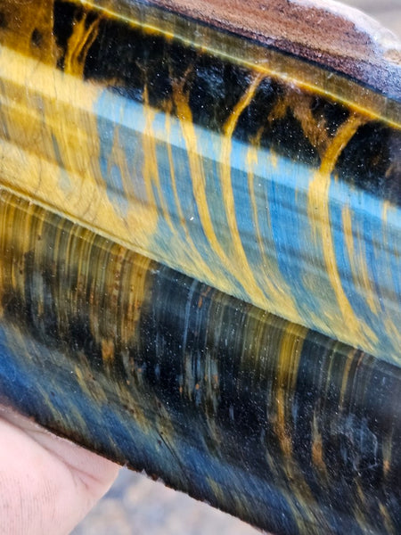 Polished African Tiger Eye slab TEA105