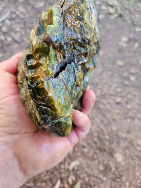 Opalised Serpentine rough.  OSR 106