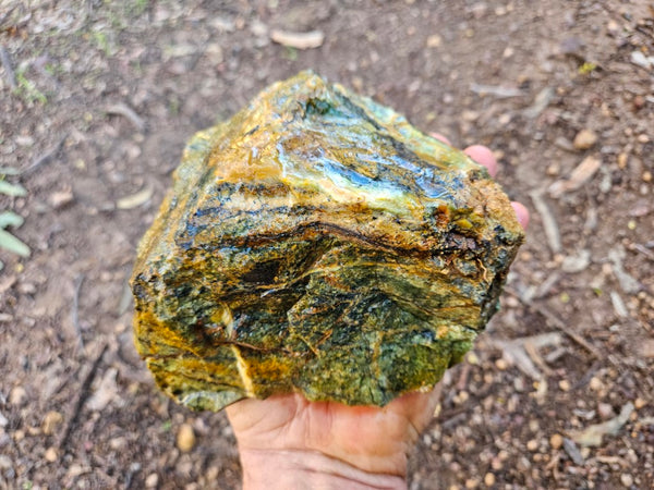 Opalised Serpentine rough.  OSR 107