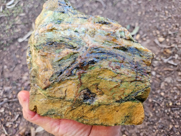 Opalised Serpentine rough.  OSR 105