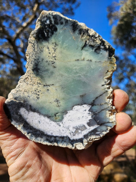 Chalcedony slab PC128