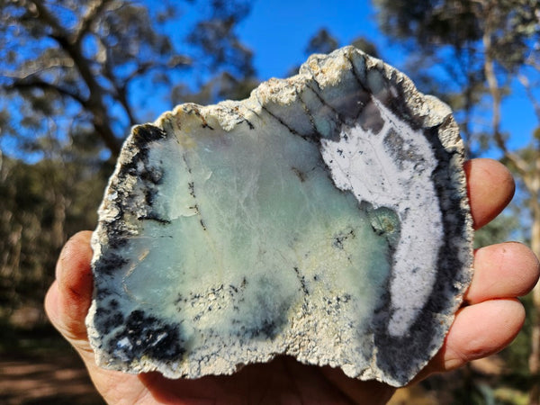 Chalcedony slab PC128