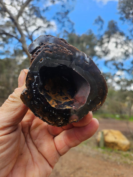 Hematite Geode  HEM141