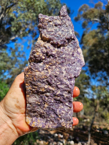 Lepidolite rough LPR101