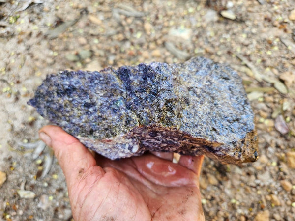 Lepidolite rough LPR101