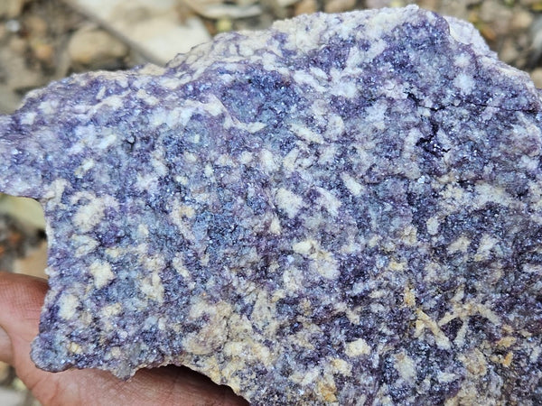 Lepidolite rough LPR101