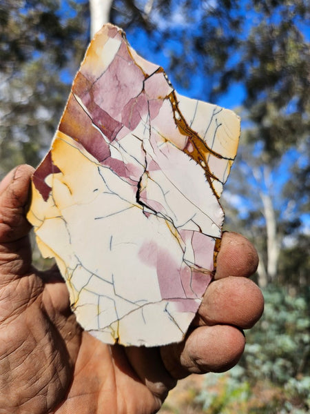 Polished Brecciated Mookaite slab BM323