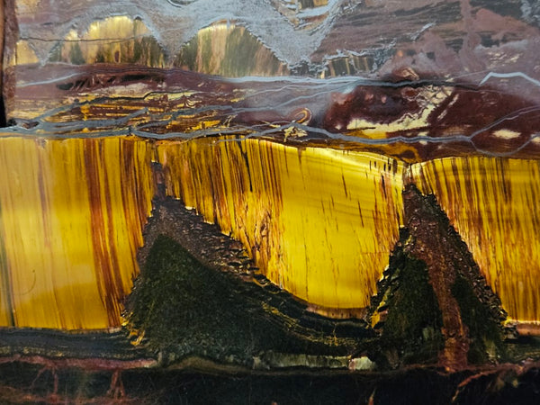 Polished Tiger Eye slab TE428