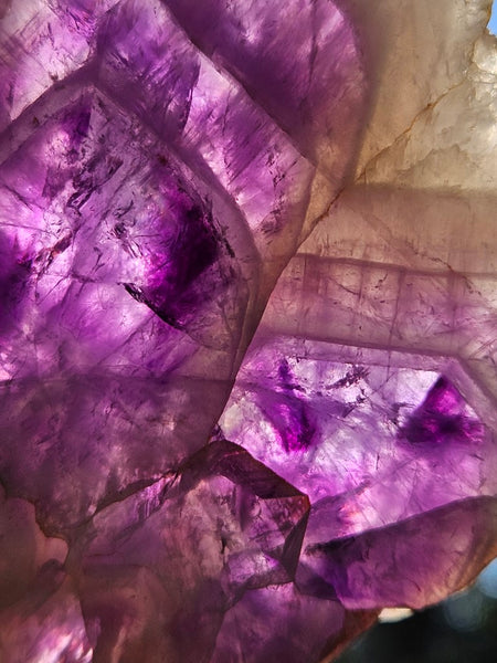 Polished  Amethyst slab. Rwanda AMP118