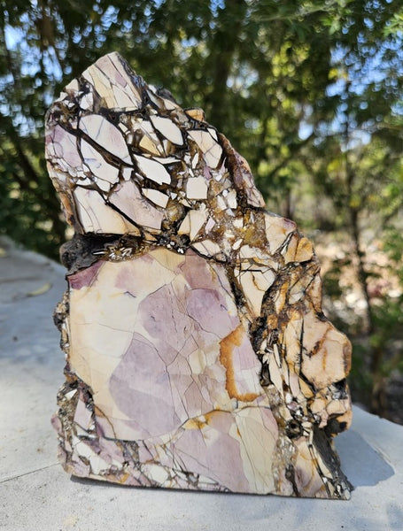 Polished Brecciated Mookaite rock BM326