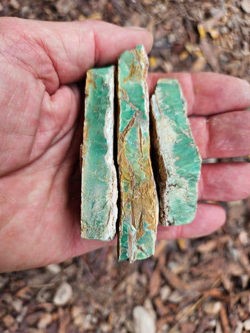 Variscite rough. VR573