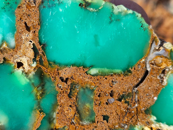 Polished  Chrysoprase slab CH475