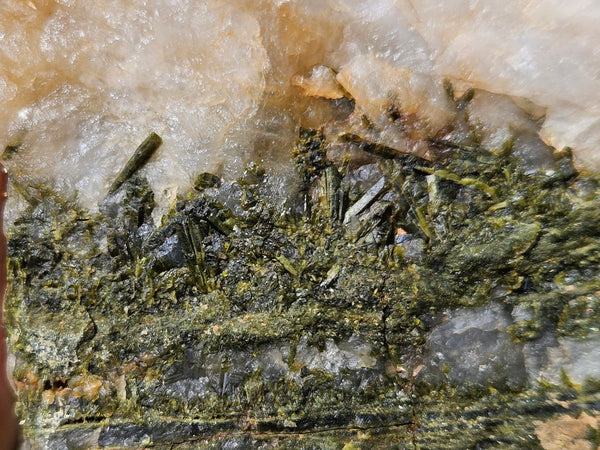 Epidote, Quartz & Axinite EPI79