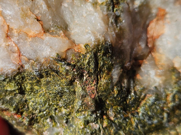 Epidote, Quartz & Axinite EPI80