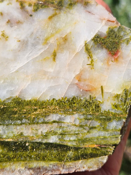 Epidote, Quartz & Axinite EPI82
