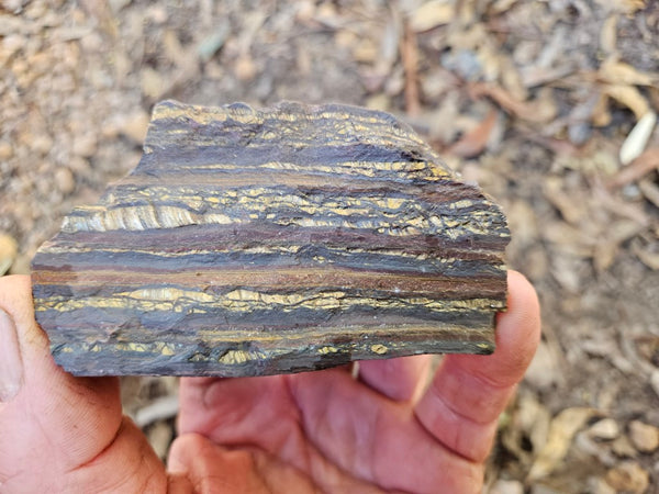 Tiger Iron rough rock TIR180