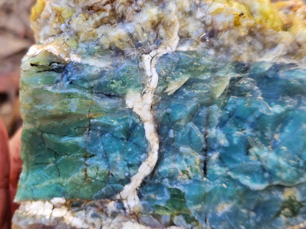 Green Opal  rough.  GOR 138