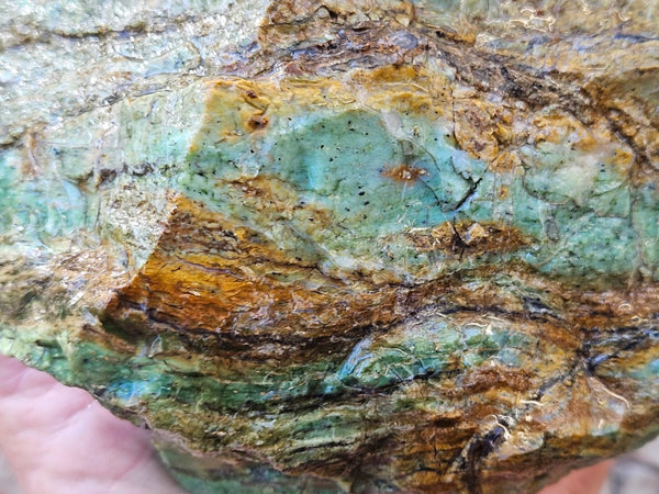 Opalised Serpentine rough.  OSR 111