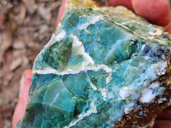Green Opal  rough.  GOR 140