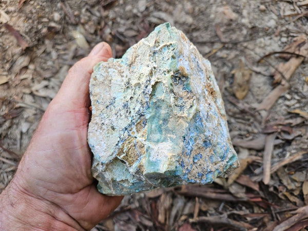 Green Opal  rough.  GOR 139