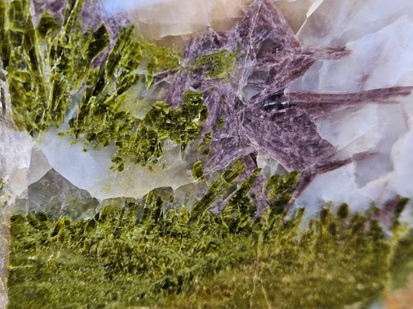 Epidote, Quartz & Axinite EPI83