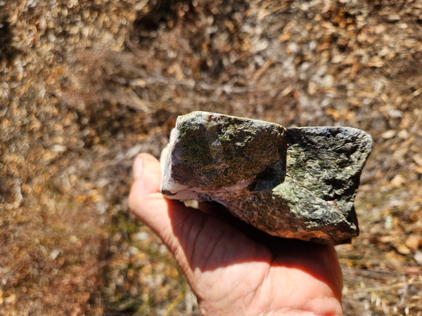 Epidote, Quartz & Axinite EPI84