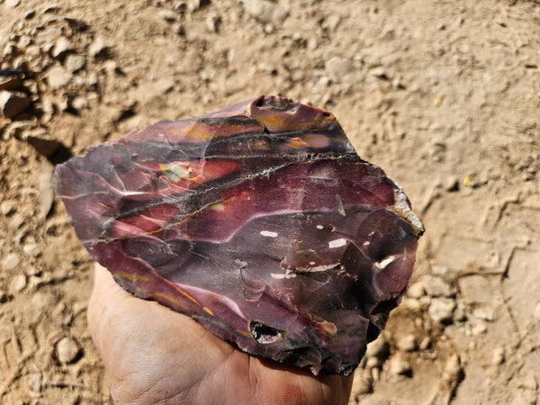 Mookaite rough.  MKR 271