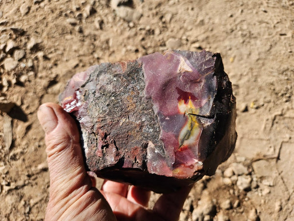 Mookaite rough.  MKR 271